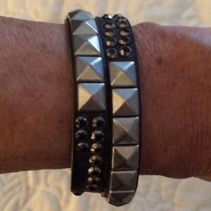 Bracelet, ladies leather with studs.